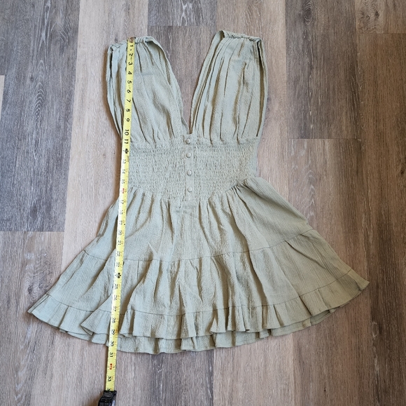 CUTE ASOS DRESS - Picture 4 of 9